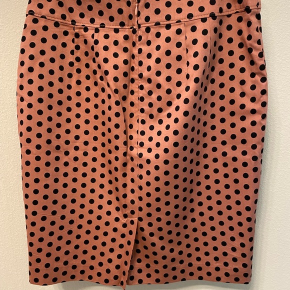 EUC Ann Taylor LOFT brownish with black polka dots pencil skirt, size 6 - Picture 2 of 3